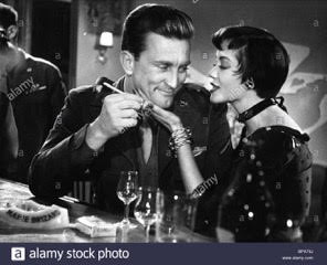Kirk Douglas e Barbara Laage in "Un act d'amour" di Anatole Litvak