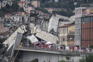 Il crollo del Ponte Morandi a Genova 